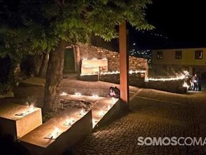 Rehabilitación del BIC de O Castro de Valdeorras presente con la luz de los caracoles en la noche del Viernes Santo